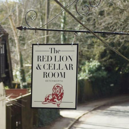 The Red Lion & Cellar Room, Betchworth Luaran gambar