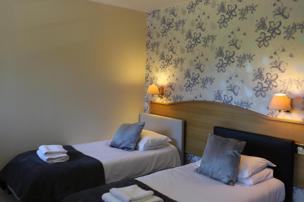 The Red Lion & Cellar Room, Betchworth Luaran gambar