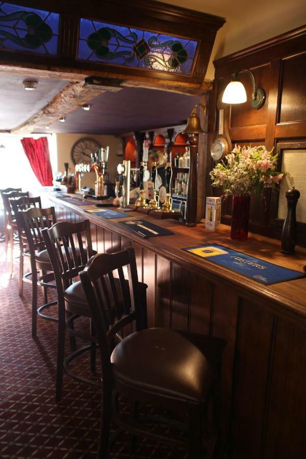 The Red Lion & Cellar Room, Betchworth Luaran gambar